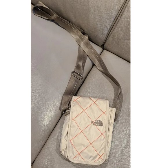 Northface Satchel, Cross shoulder bag - Picture 1 of 8